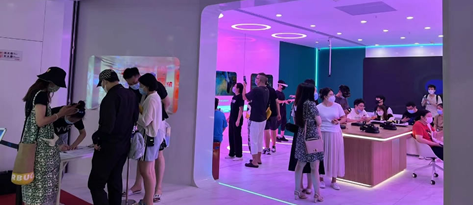YVR首家线下零售体验店正式开业，品牌发展迈入加速跑阶段